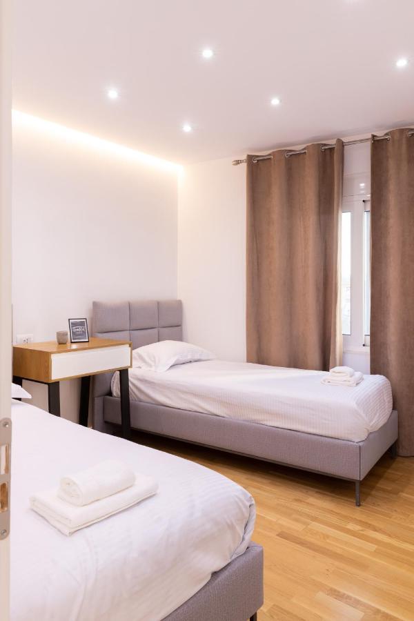 Exclusive 2 Bedrooms Apartment ติรานา ภายนอก รูปภาพ